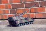 Panzerhaubitze 2000 GPM 212 10.jpg

63,49 KB 
793 x 544 
10.04.2005
